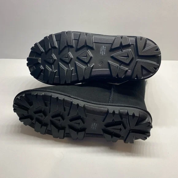 Girl’s Kirkland Signature Shearling Boots Black - Picture 4 of 5